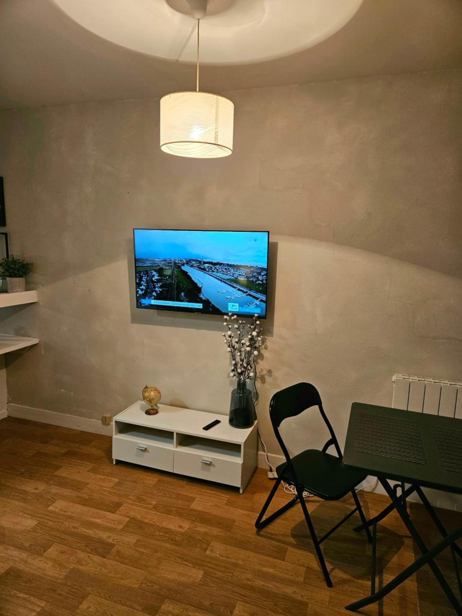 Studio Centre-Ville Agreable Vendôme Esterno foto
